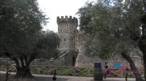 Paris gets a facial!